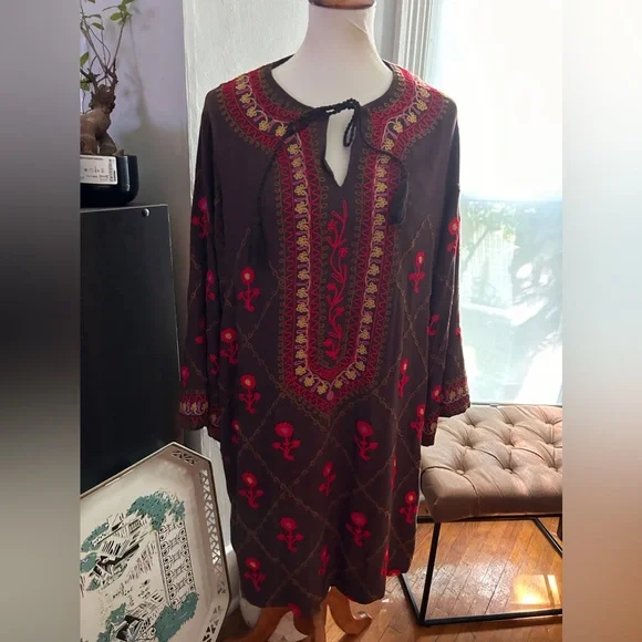 Ivy Jane embroidered bohemian caftan dress BR - Picture 10 of 14